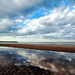 Holiday home New England - Part Of The The Bay Village With Pool, Gym And Direct Access, Pub, Restaurant, Tennis And Meadows Walks