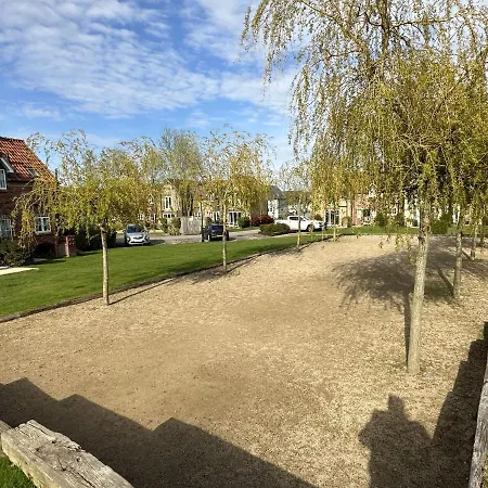 New England - Part Of The The Bay Village With Pool, Gym And Direct Access, Pub, Restaurant, Tennis And Meadows Walks 度假居 法利