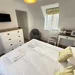 Feriehus New England - Part Of The The Bay Village With Pool, Gym And Direct Access, Pub, Restaurant, Tennis And Meadows Walks